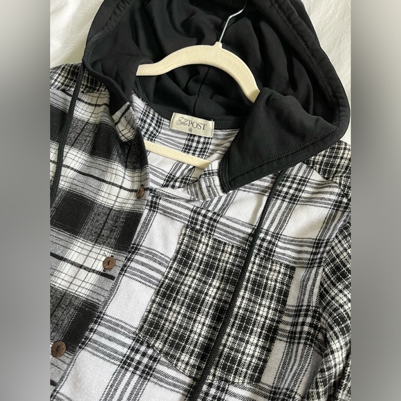 The Post brand, Megan Flannel Hoodie, size Medium - Picture 3 of 6